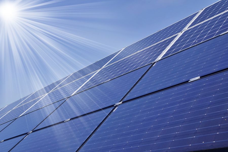 Cómo ser un Productor de Energía Solar: Una Guía Completa